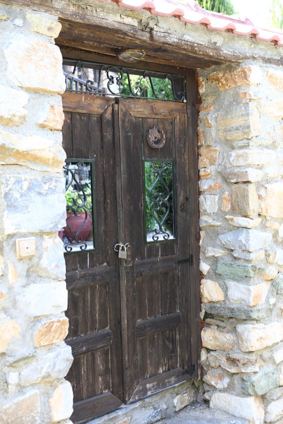 Paleos Panteleimonas (Old Panteleimonas)