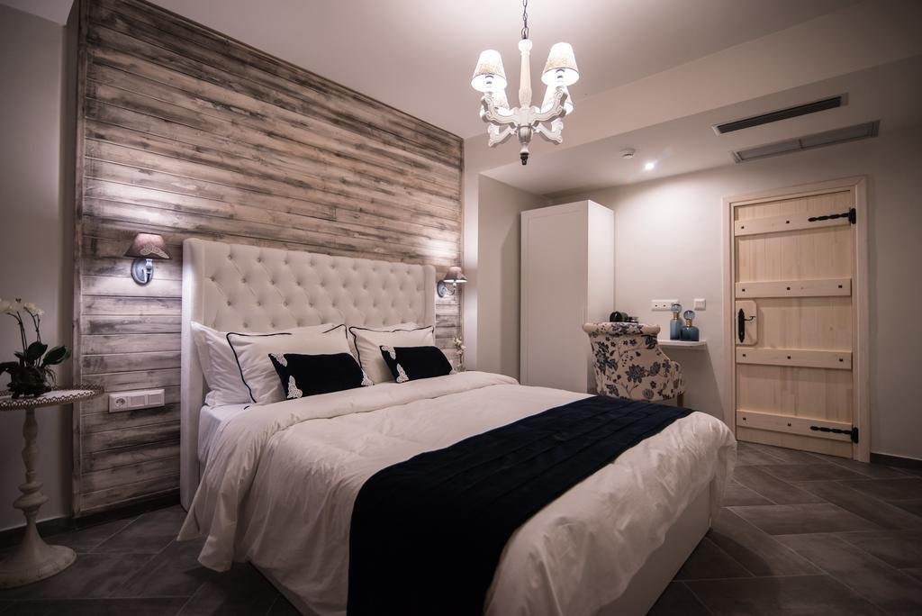 27134 - MYTHIC VALLEY