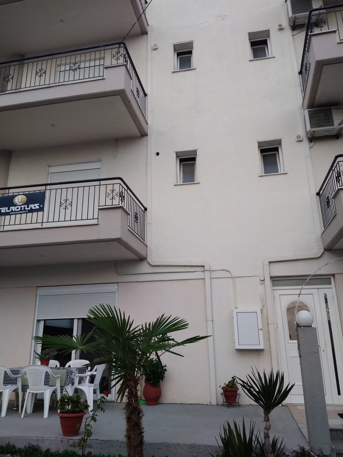 21900 - VILLA THEOPISTI