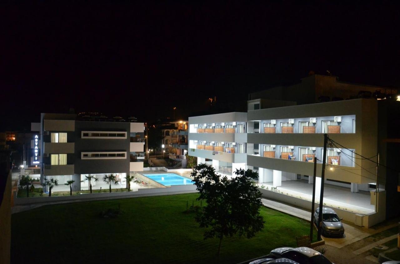 25609 - ASTARTI STUDIOS