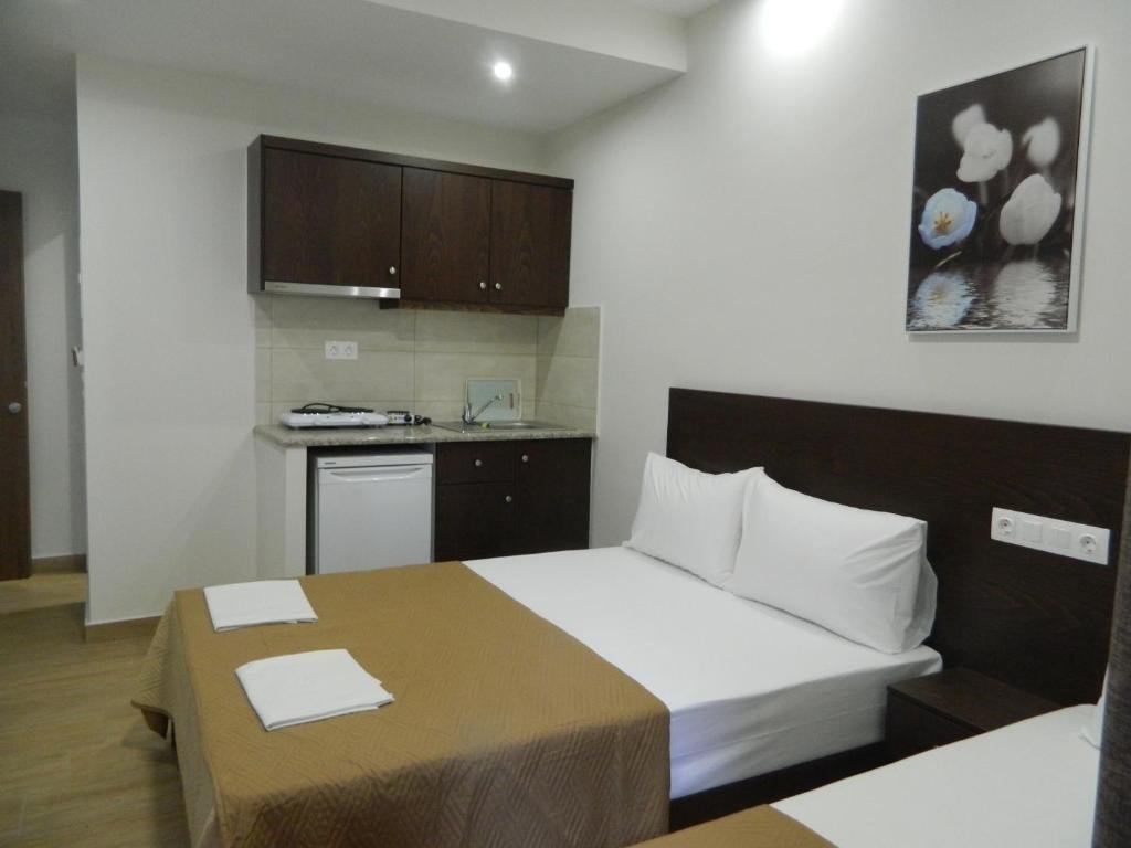 22413 - FILIPPOS APARTMENTS