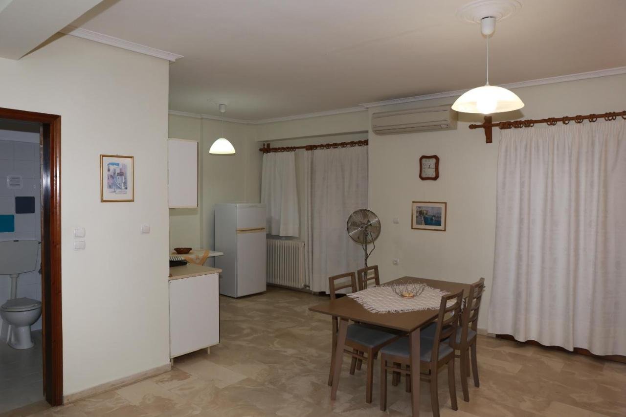 15041 - GIOTIS APARTMENTS