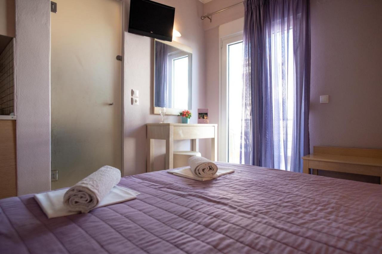 22027 - LEPTOKARIA ONIRO ROOMS & SUITES