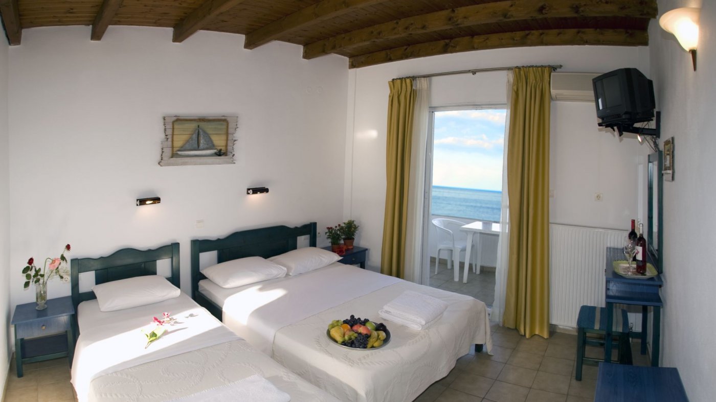 20174 - NEFELI SEASIDE ROOMS