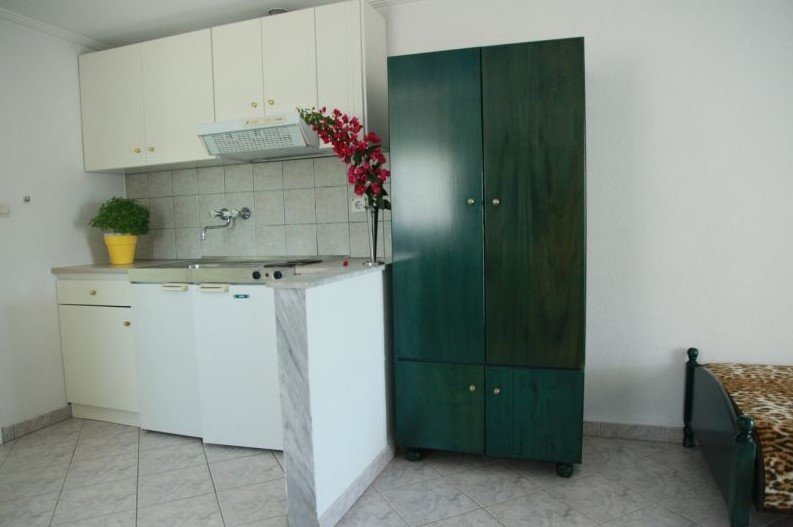 24795 - HOME STEFANOS ATHENA