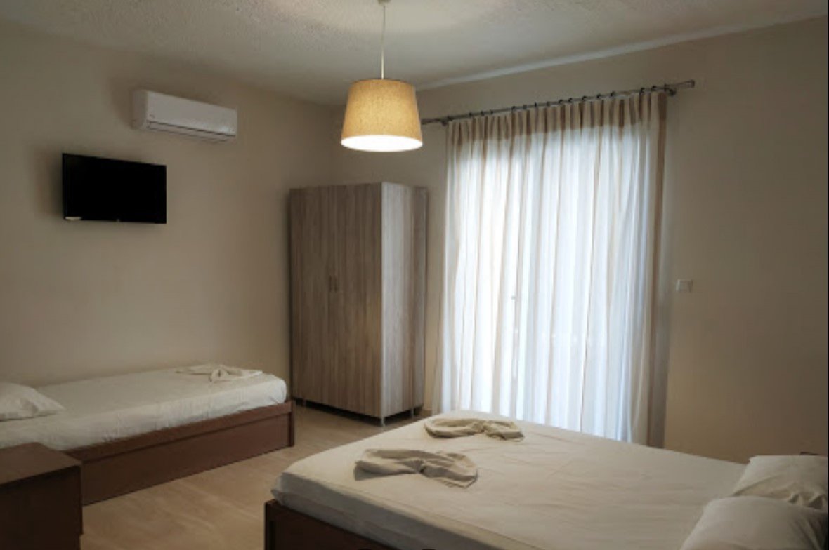 27997 - APARTMENTS SARAFIS