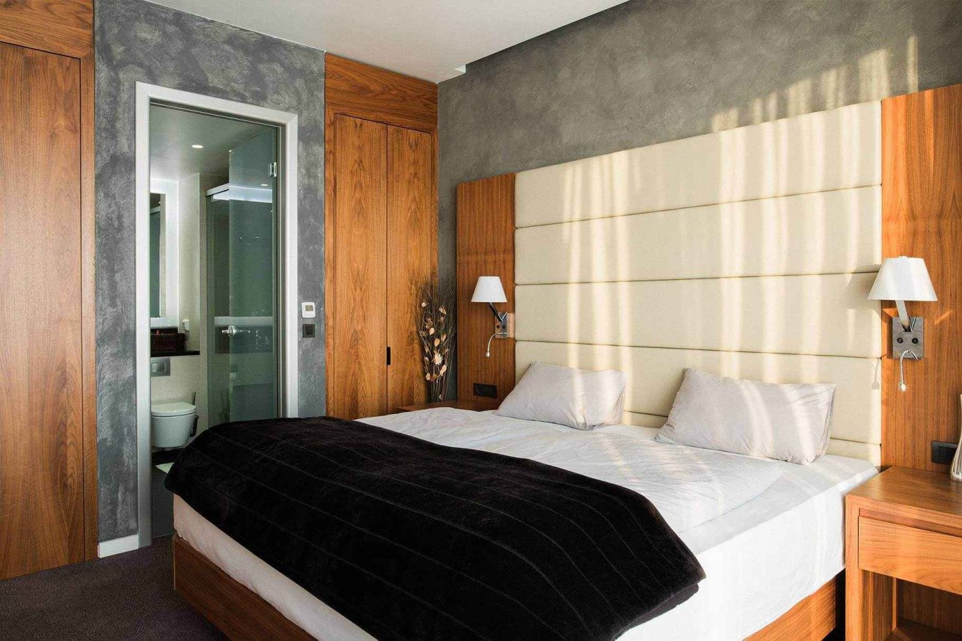 26783 - GOLDEN OLYMPUS