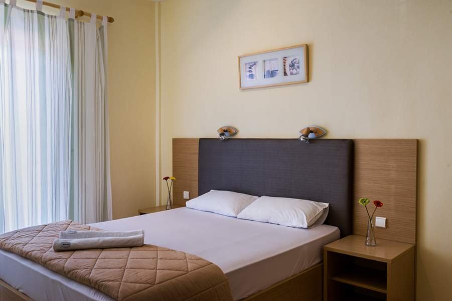 27350 - NEPHELI APARTMENTS & STUDIOS