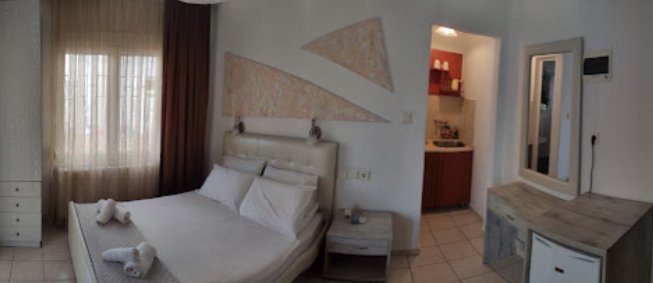 28415 - VARBENIS STUDIOS