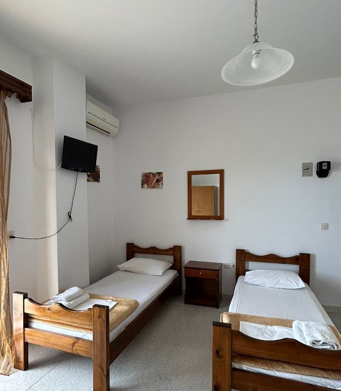 14108 - VASSILIS APARTMENTS