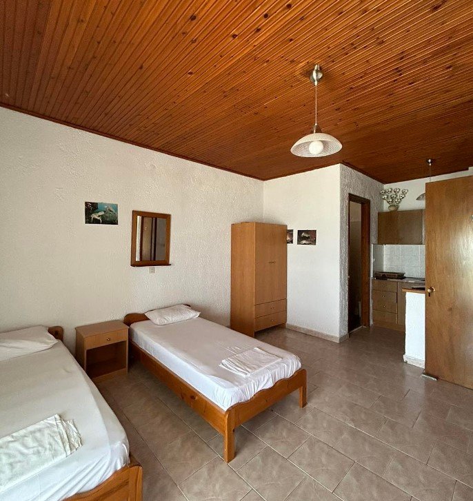 14108 - VASSILIS APARTMENTS